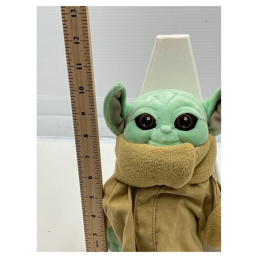 Disney Store Star Wars Grogu The Child Mandalorian 11